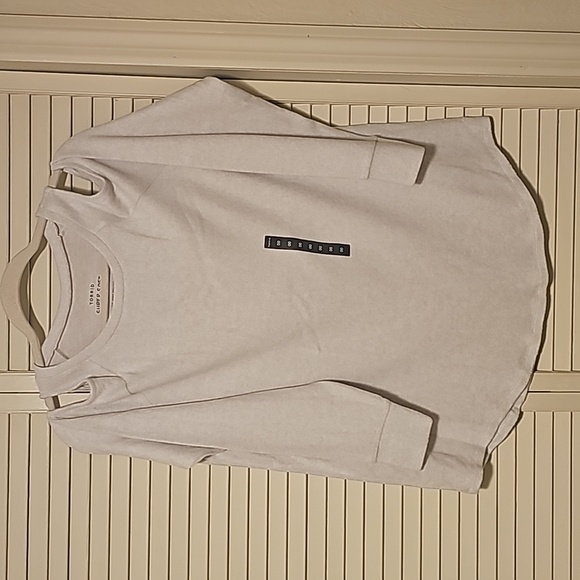 NWT Torrid Super Soft Plush Cold Shoulder Top in Wind Chime Size 00 (M/L) - Picture 4 of 9